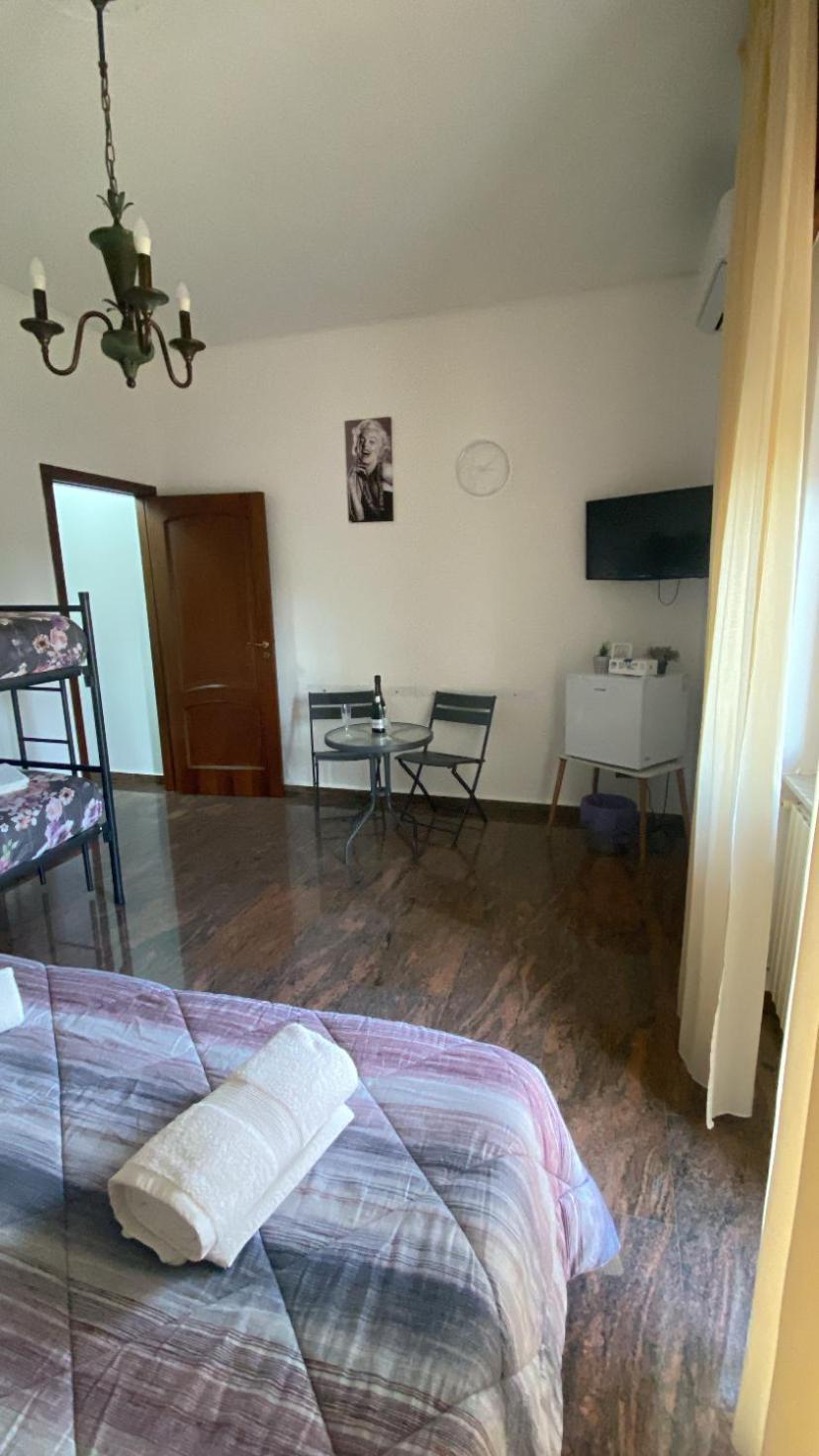 Silvana House Наполи Екстериор снимка